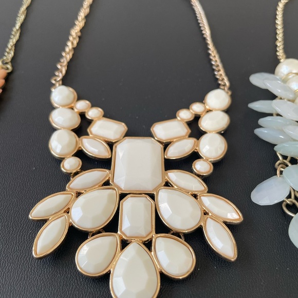 Multi-Color Statement Necklace Set - Picture 3 of 5